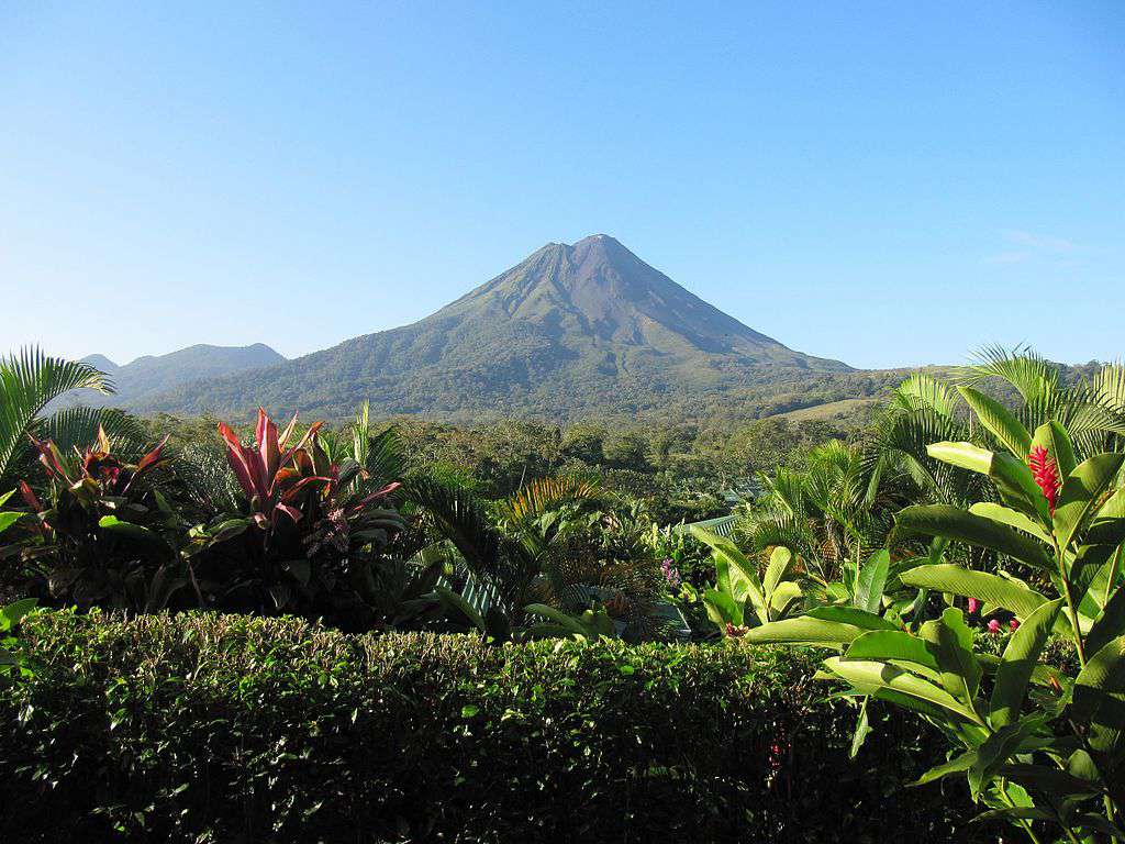Investing in Costa Rica: Top Opportunities for Foreign Investors