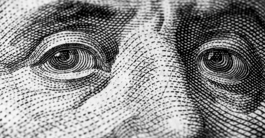 Stability against the Dollar and Caution Regarding Interest Rates Will Mark the End of 2026, According To UNED