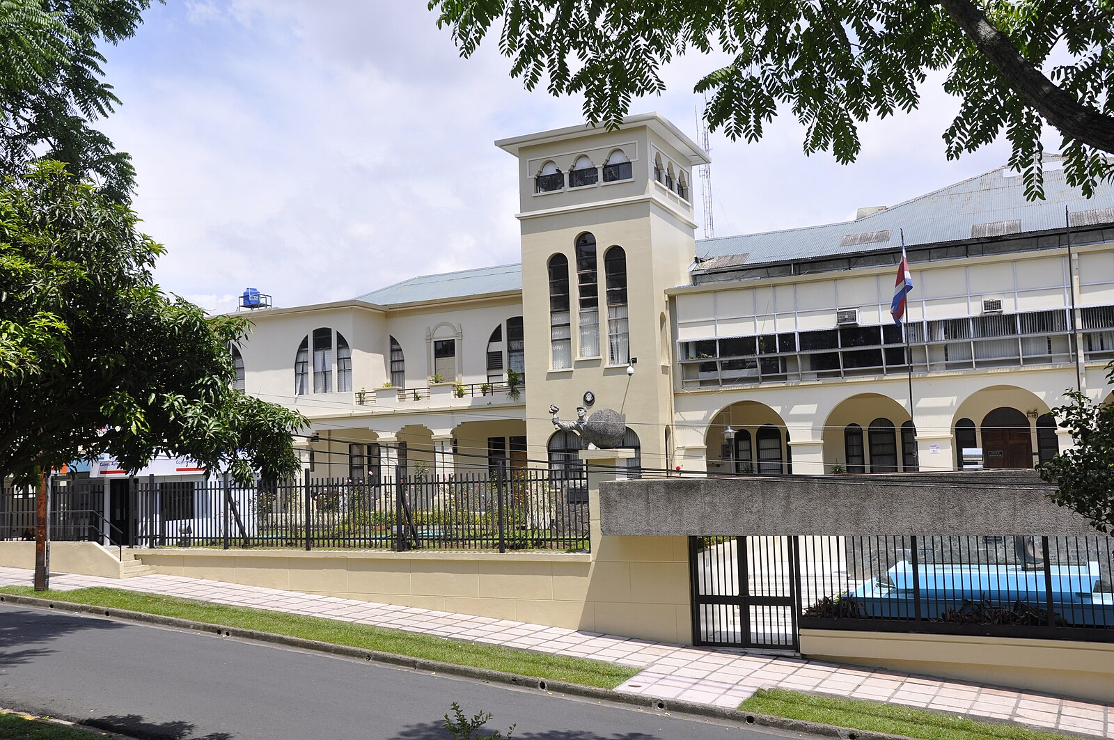 Costa Rica Income Tax Bill Would Charge Residents 15% on Five Kinds of Foreign Investment Income